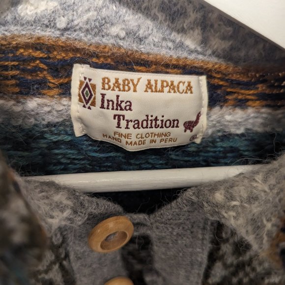 Alpaca Sweater - Picture 2 of 3